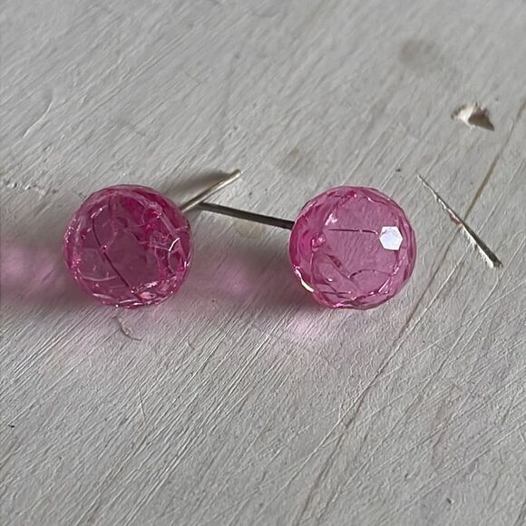 Pink Cracked Ball Stud Earrings - Picture 3 of 14